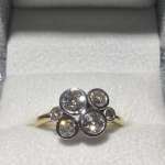 Anillo con diamantes