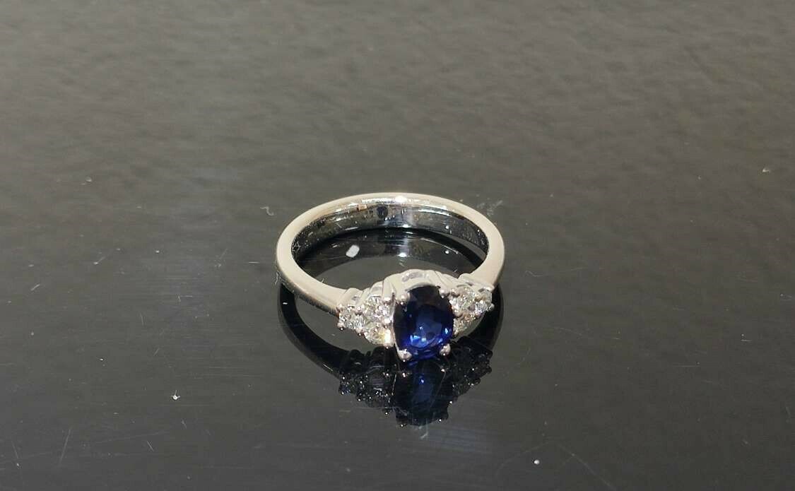 Anillo Zafiro Azul